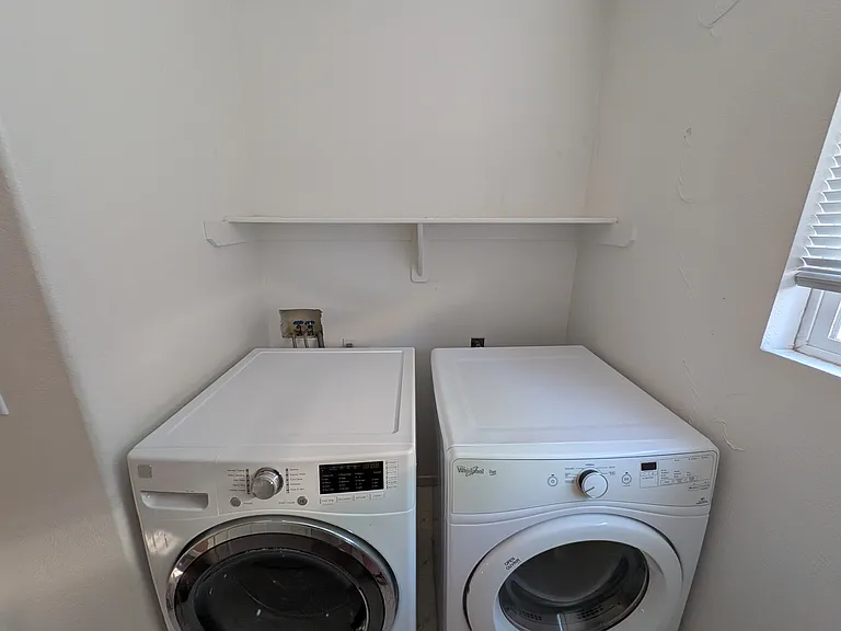 1113 Scenic Park Ter — Photo 9