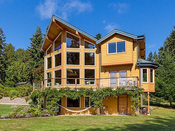5th image of 9804 NE Murden Cove Dr
