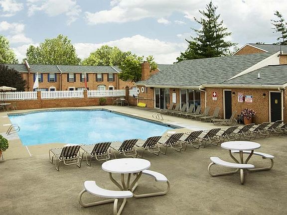 2nd image of 8705 Wales Dr