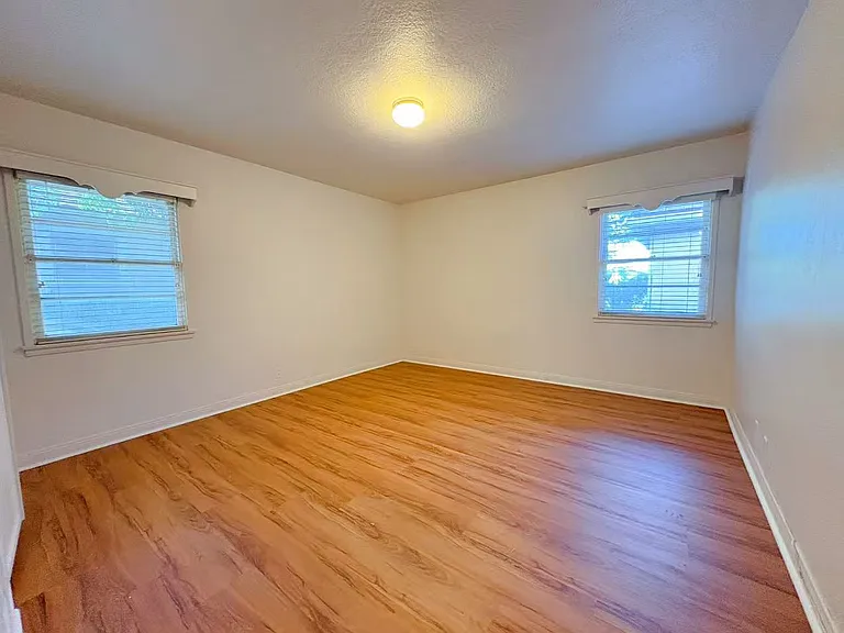 2080 Robin Rd — Photo 19