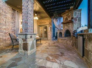 7611 Ridgedale Ct, Sachse, TX 75048