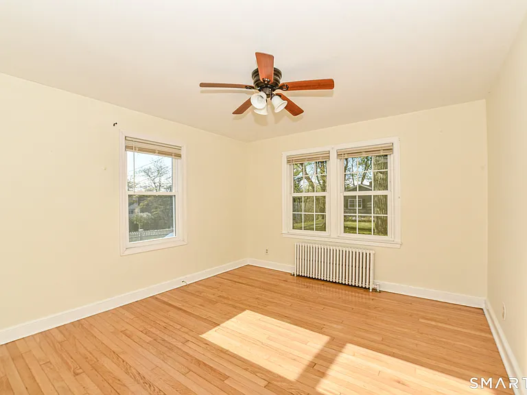 146 Warsaw St — Photo 11