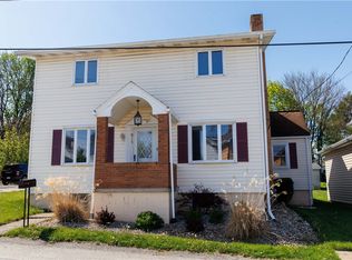 813 Green St, California, PA 15419