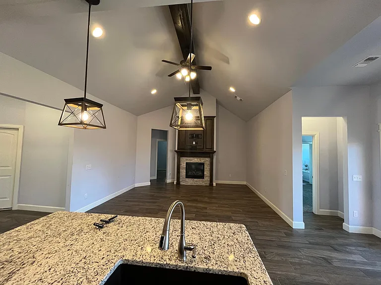 3104 Pebble Pond Dr — Photo 12