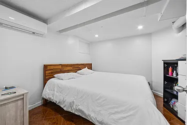 Rented by Aron Fried, LREB