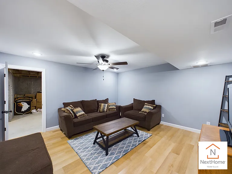 112 Alice Dr — Photo 21
