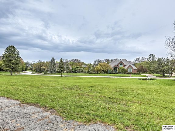 3rd image of 22041 Stanford Cir