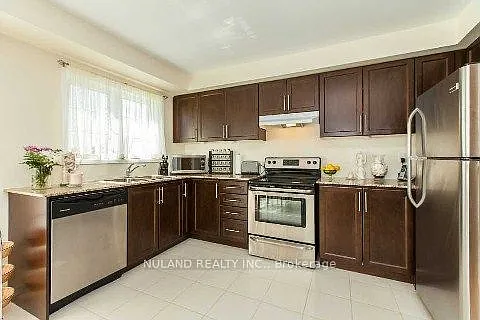 5 Mantello Dr — Photo 3