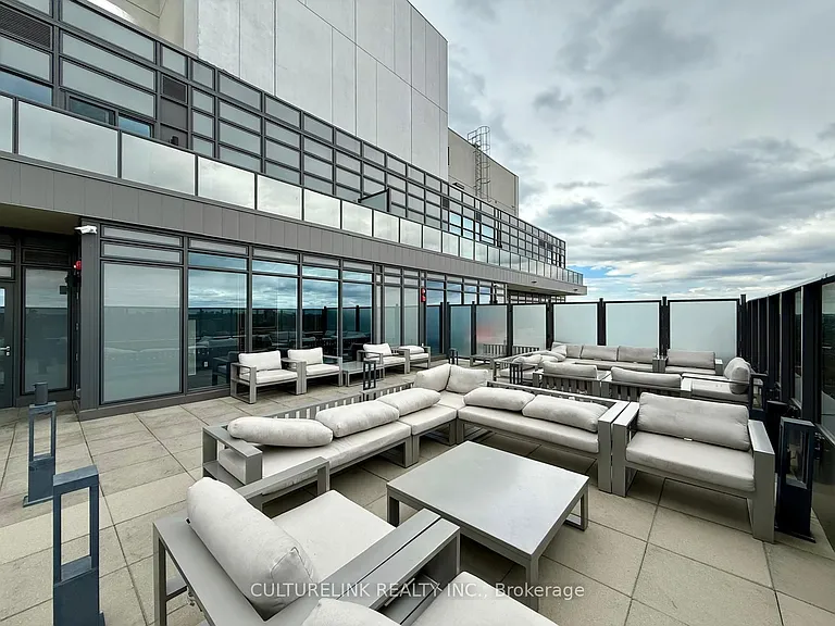 330 Richmond St W #1607 — Photo 18