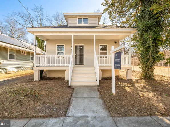 4515 Gault Pl NE, Washington, DC 20019