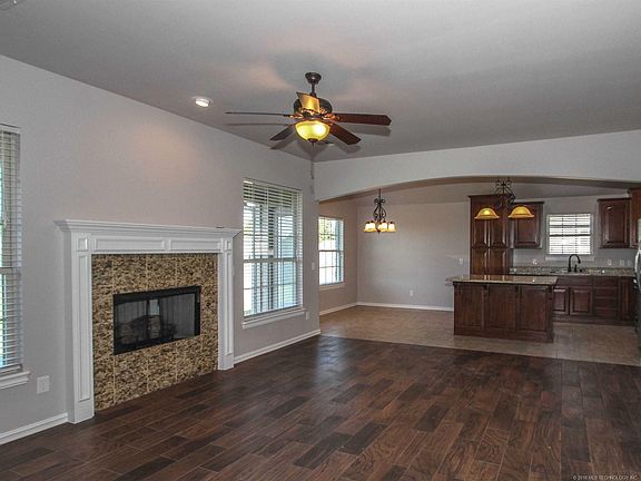5th image of 14526 S Kendalwood Blvd E