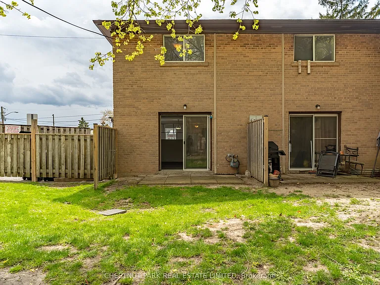 44 Romfield Dr #23 — Photo 38