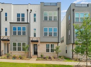 7017 Westrow Ave, Charlotte, NC 28278