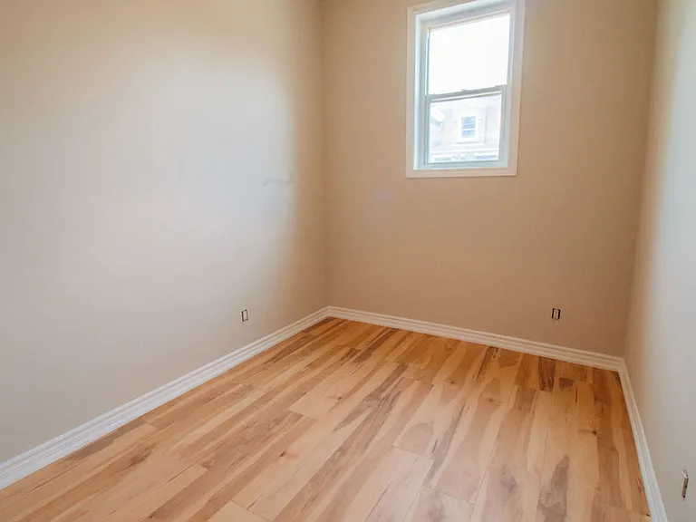 241 Gibson Ave #2 — Photo 6