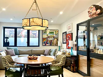 301 De Graw Street, #1