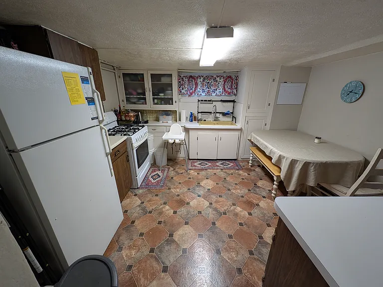 237 E 400 S #BASEMENT — Photo 19