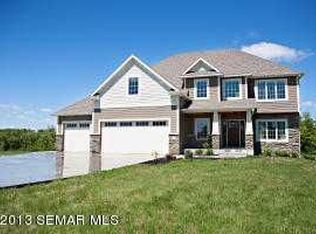 3955 Creek View Ln SW, Rochester, MN 55902