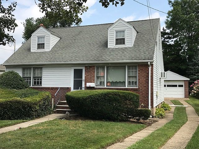 1st image of 424 Burkhard Ave