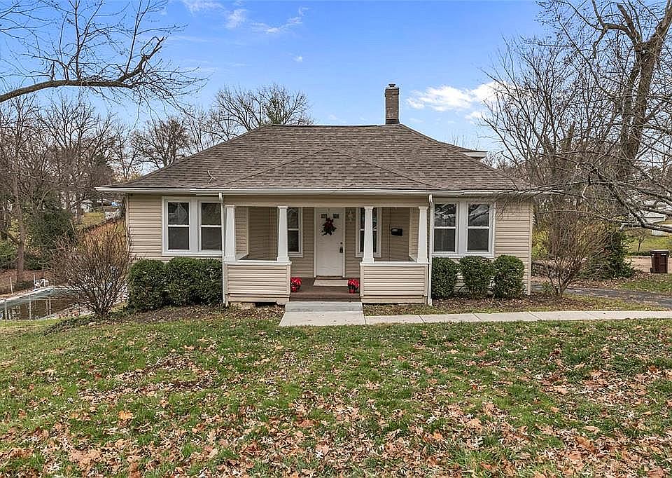 1st image of 3110 Sims Ave