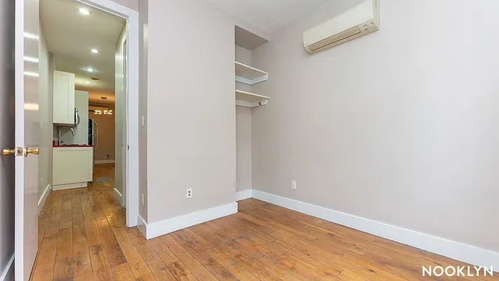 Rented by Nooklyn NYC LLC | media 2