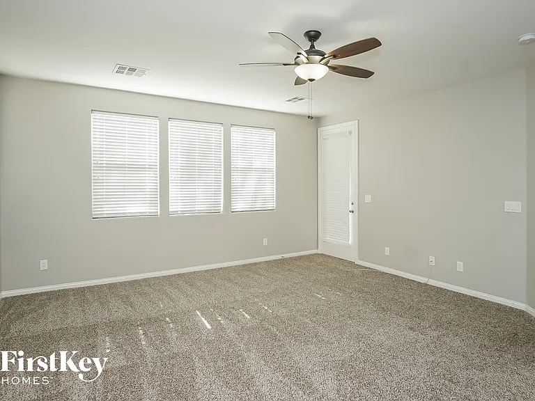 9187 Sendero Ave — Photo 12