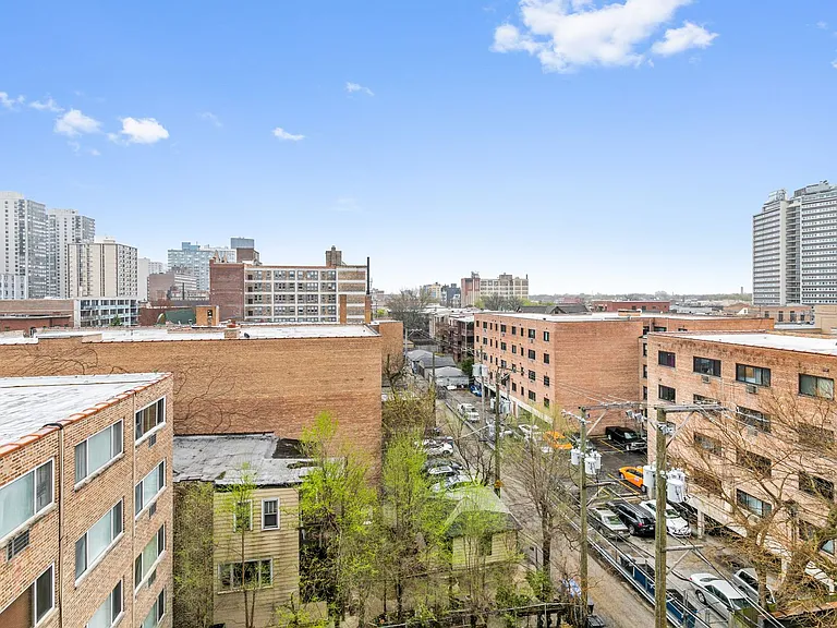 The Kenmore on Edgewater — Photo 32