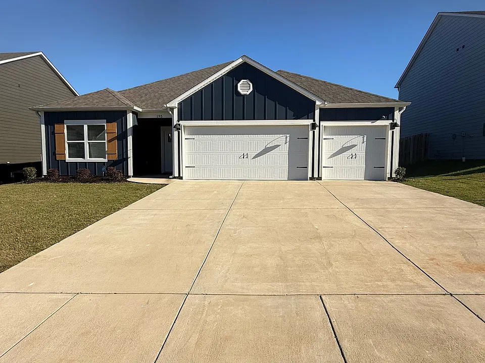 195 Archers Brook Dr