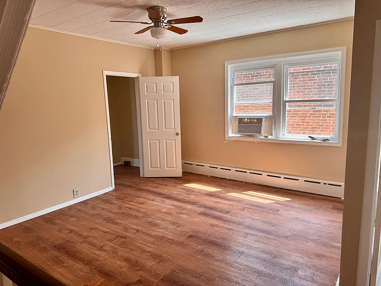 220 Osborn St #2 — Photo 3