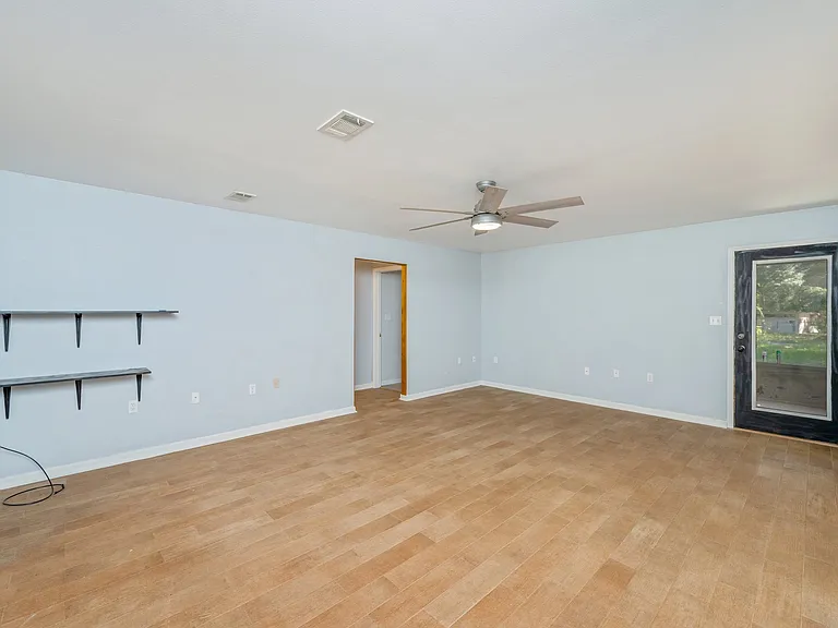 83 Edgewood Dr — Photo 7