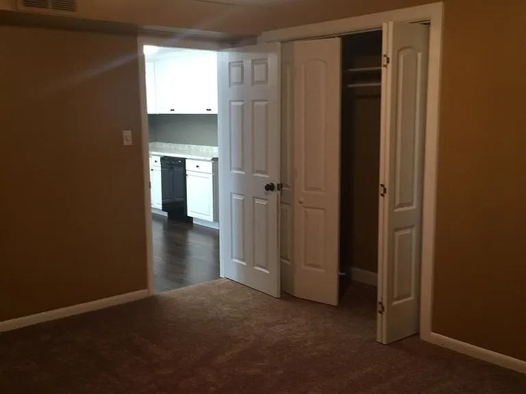 404 Georgia St #GROUND — Photo 5