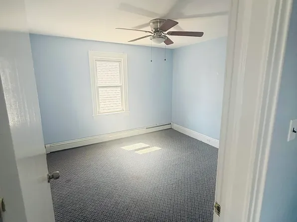 (undisclosed Address), New Hyde Park, NY 11040