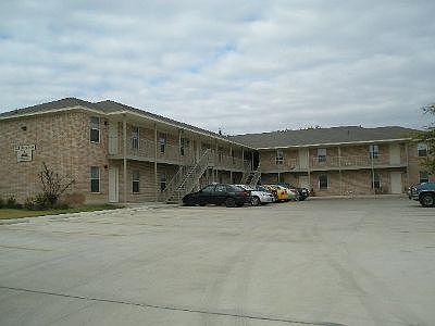 1st image of 221 W Dove Ln APT 106