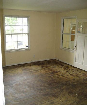 5th image of 2841 Ernest St