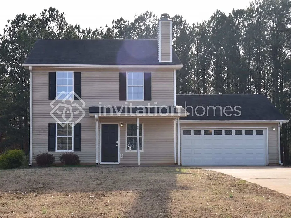 727 Trickle Ln