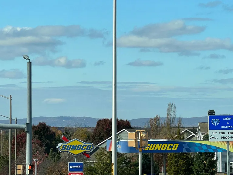 View from 29th street to the mountains