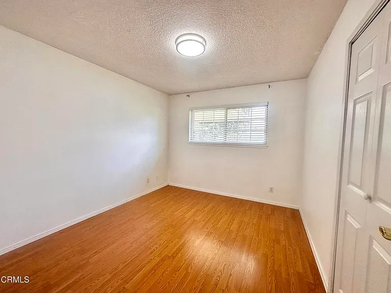 2065 Abbott St — Photo 19