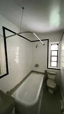 Bathroom, photo 1