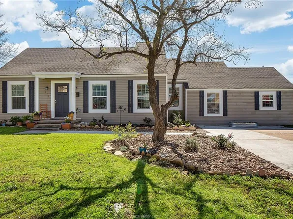 813 S Coulter Dr #A, Bryan, TX 77803