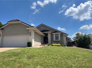 4 W Augusta Ct, Rogers, AR 72758