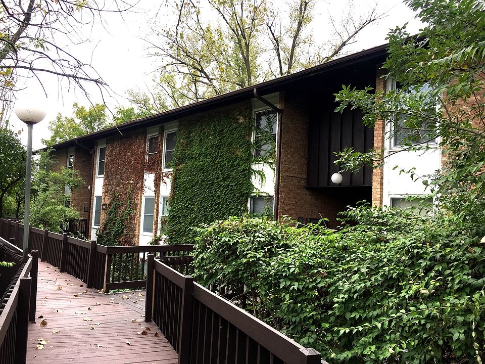 1st image of 5511 E Lake Dr APT E