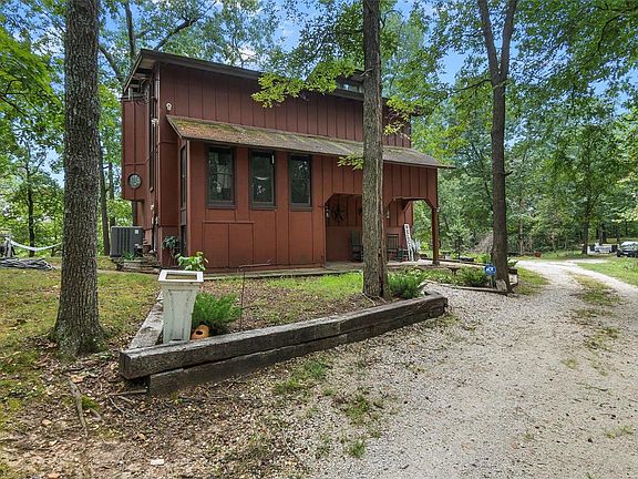 4th image of 773 Hickory Hills Dr