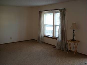 3rd image of 4925 Dexter Ct