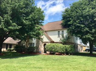 4702 Bicentennial Ct, Houston, TX 77066