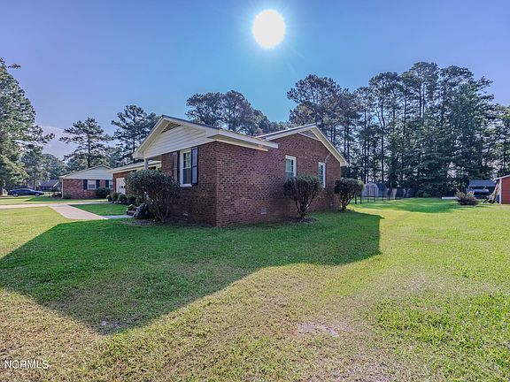 4th image of 238 Dogwood Drive