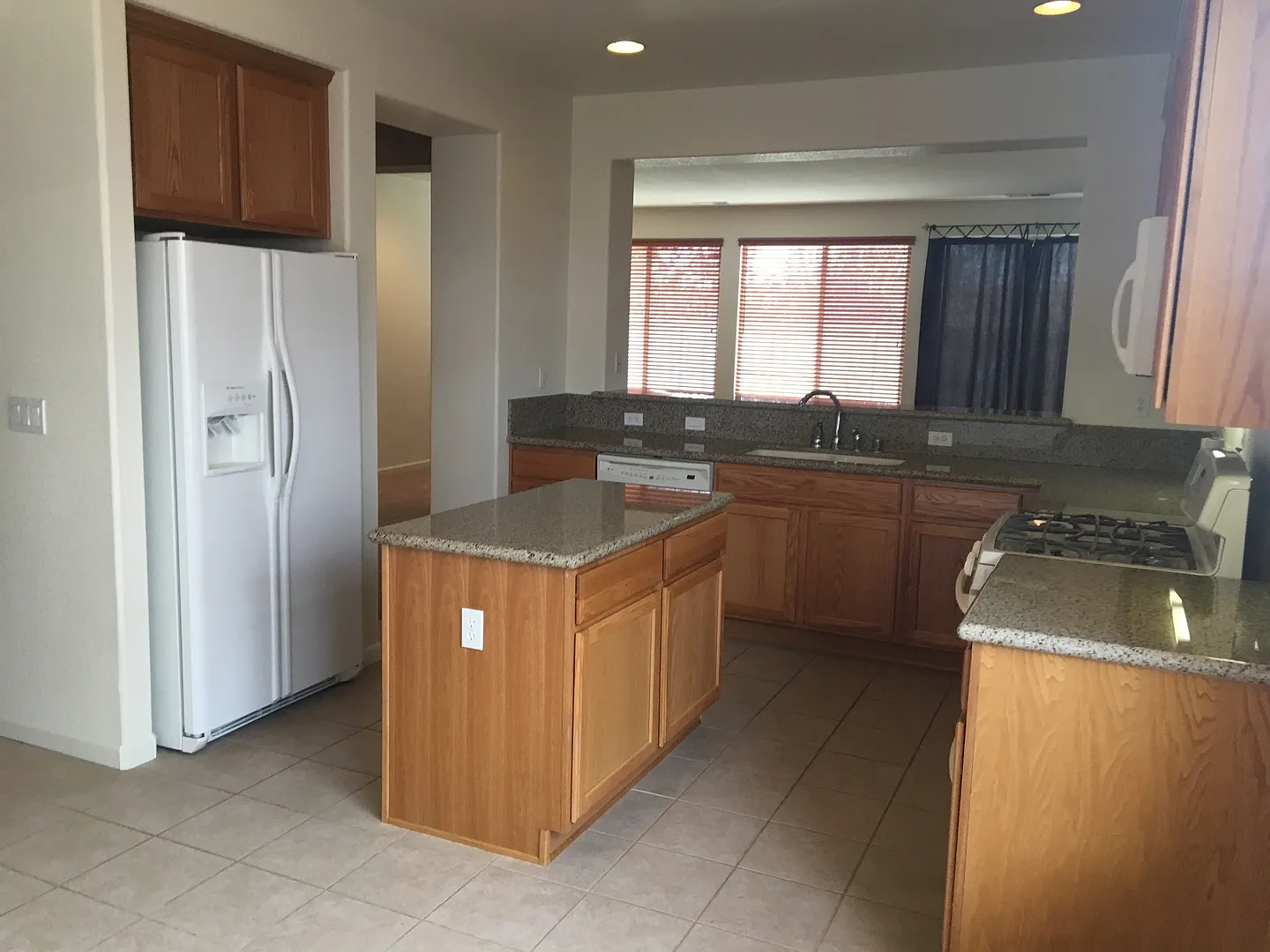 Coming Soon! Single Story 4 Bed In Curti Ranch — Photo 4