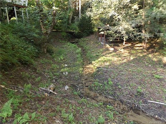 5th image of 84 Little Branch Ln