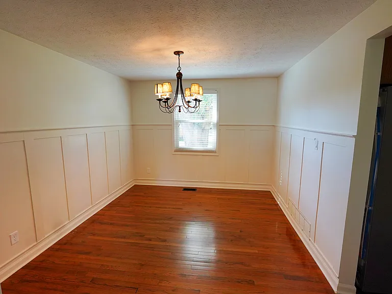 8711 Blessing Dr — Photo 12
