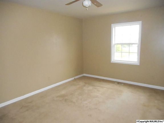 5th image of 156 Damien Dr