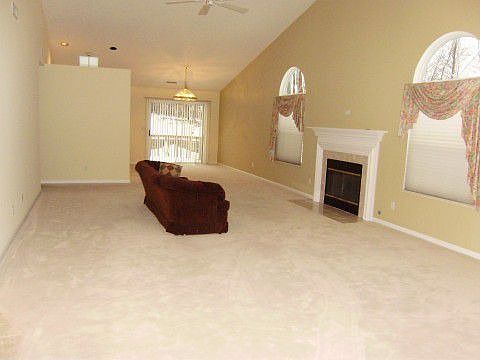 3rd image of 790 Pebblebrook Dr