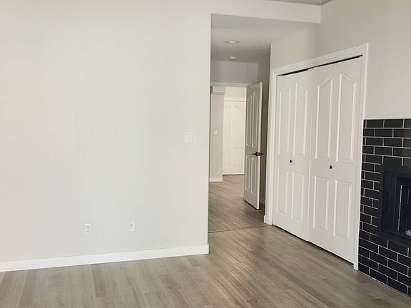 5th image of 8016 Shorecrest Dr